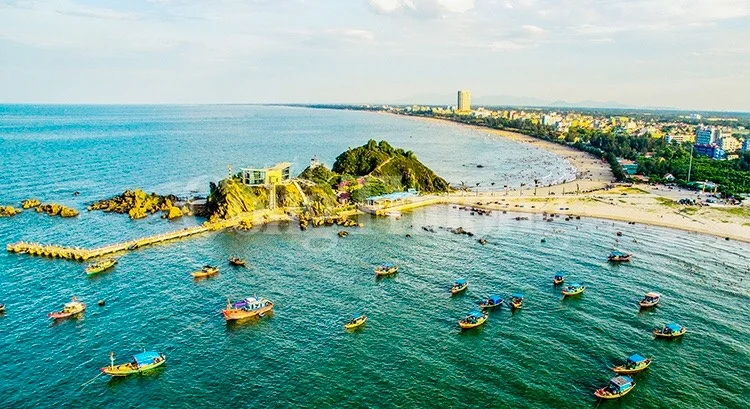 Biển Cửa Lò là một trong những bãi biển đẹp và nổi tiếng tại Việt Nam
